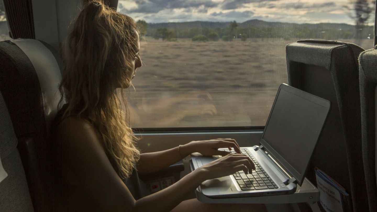 Experience Halong Bay weather in February