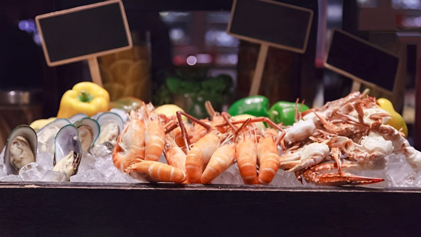 Seafood lunch on Halong Bay Day Trip from Hanoi