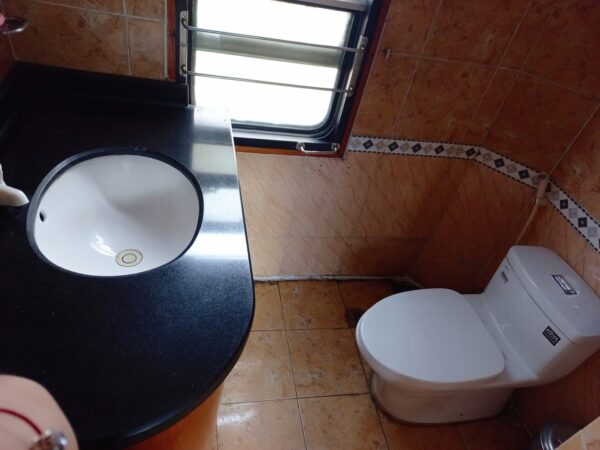 Family Express Train 2 | LIM Vietnam Travel