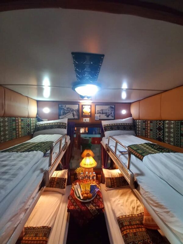 Family Express Train 4 | LIM Vietnam Travel