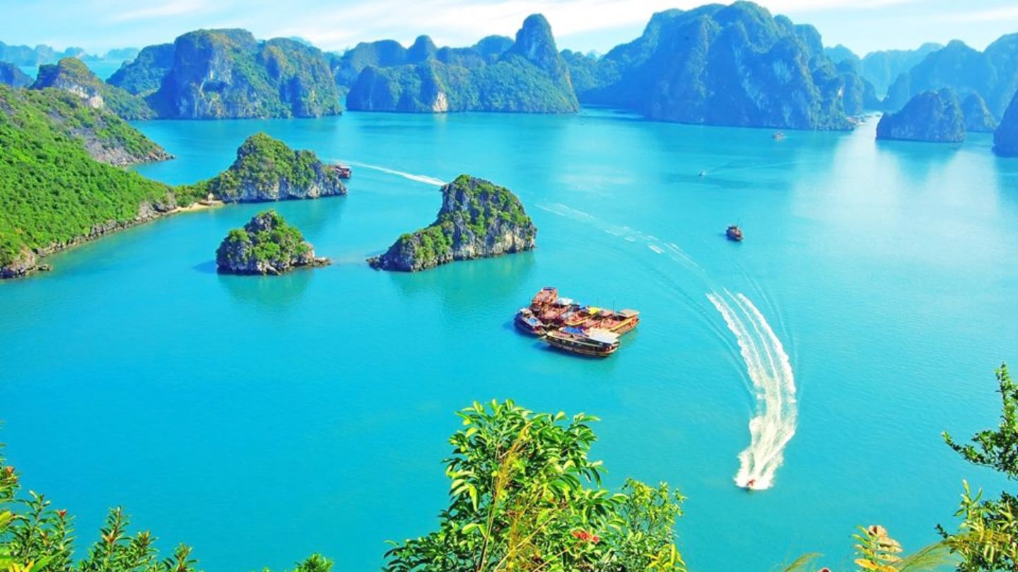 General information about Halong Bay 