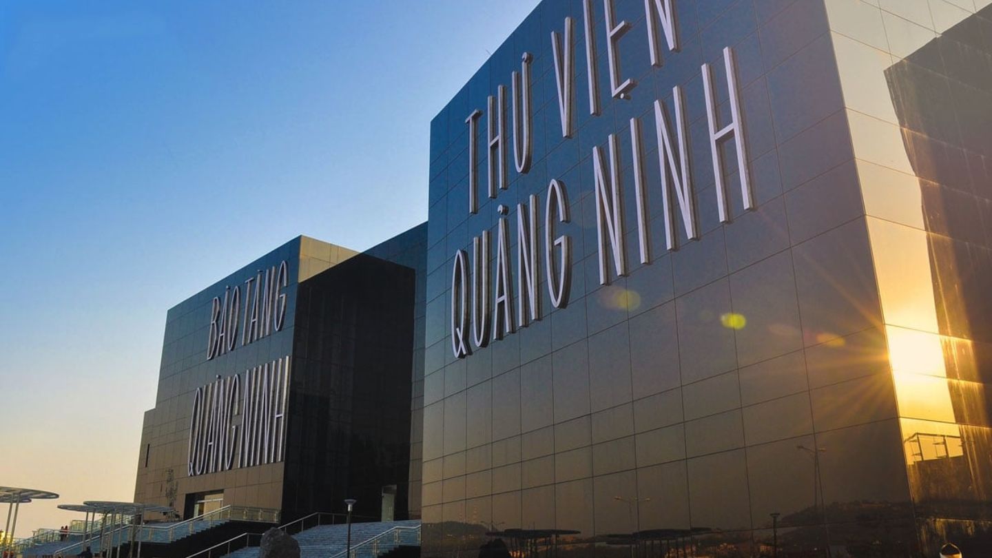 Great Halong Bay Day Trip from Hanoi