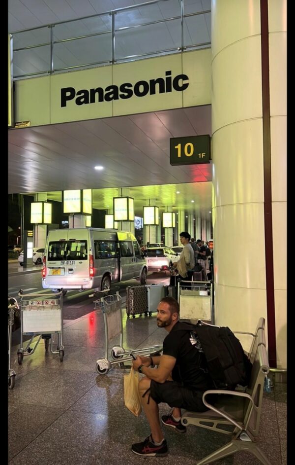 Sapa Group Bus 27 diem don ga quoc te | LIM Vietnam Travel