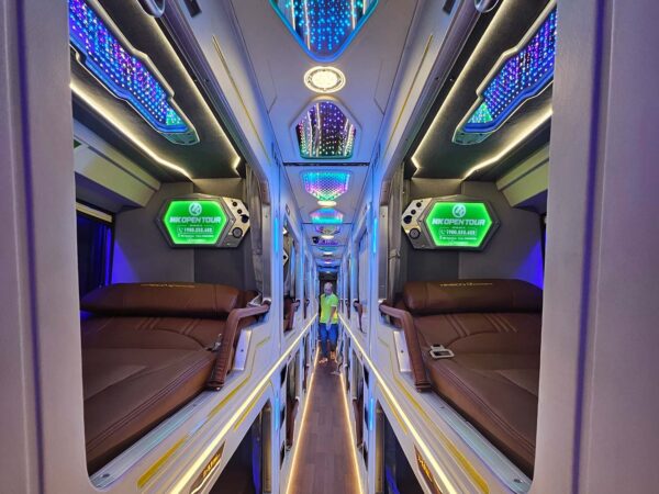 HK Open Tour: Hanoi - Sapa Bus VIP Cabin