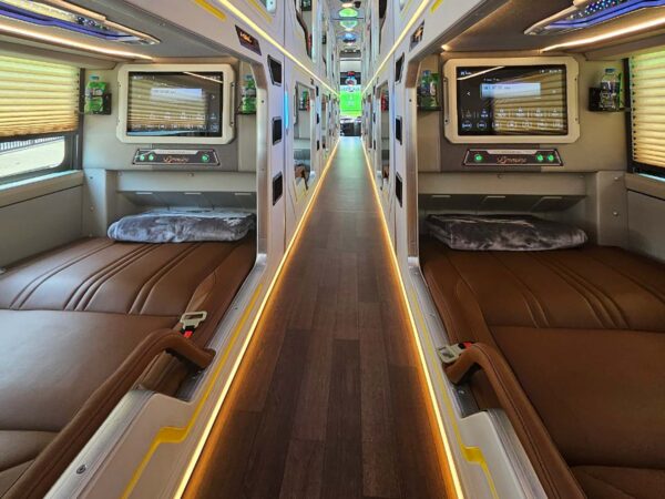 hk open tour hanoi sapa 9 | LIM Vietnam Travel