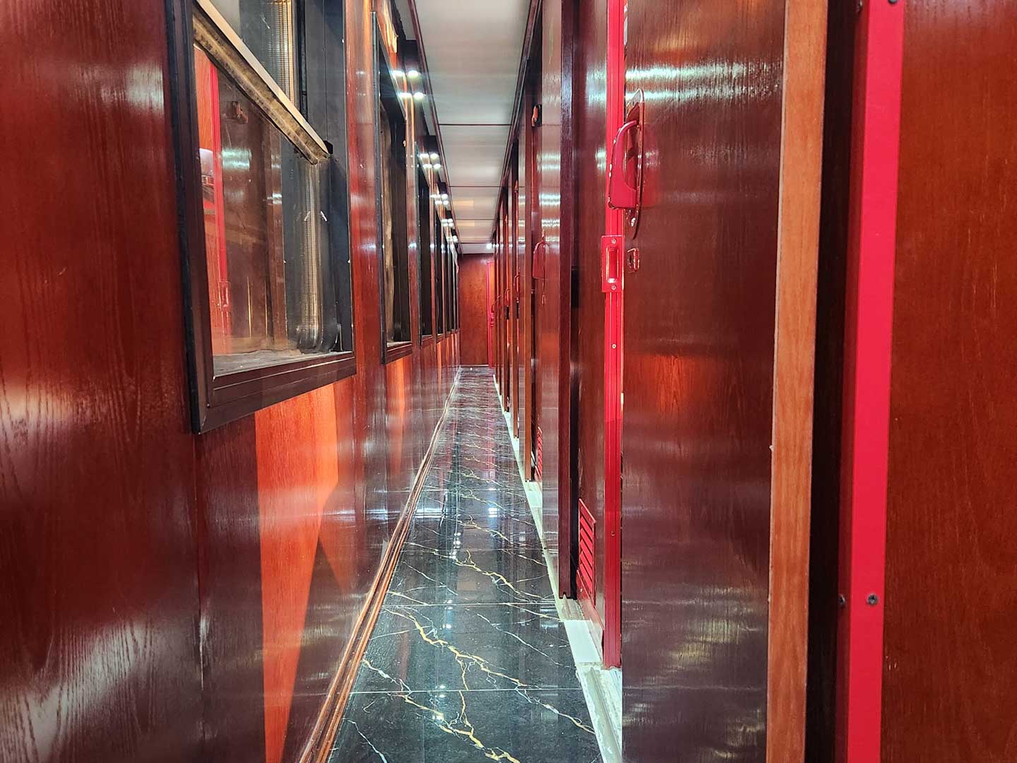 VIC Sapa Train 5 VIC Sapa Train from Hanoi to Sapa