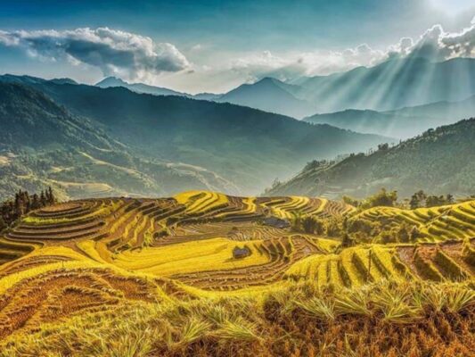 Discover the warmth of Ha Giang weather in August