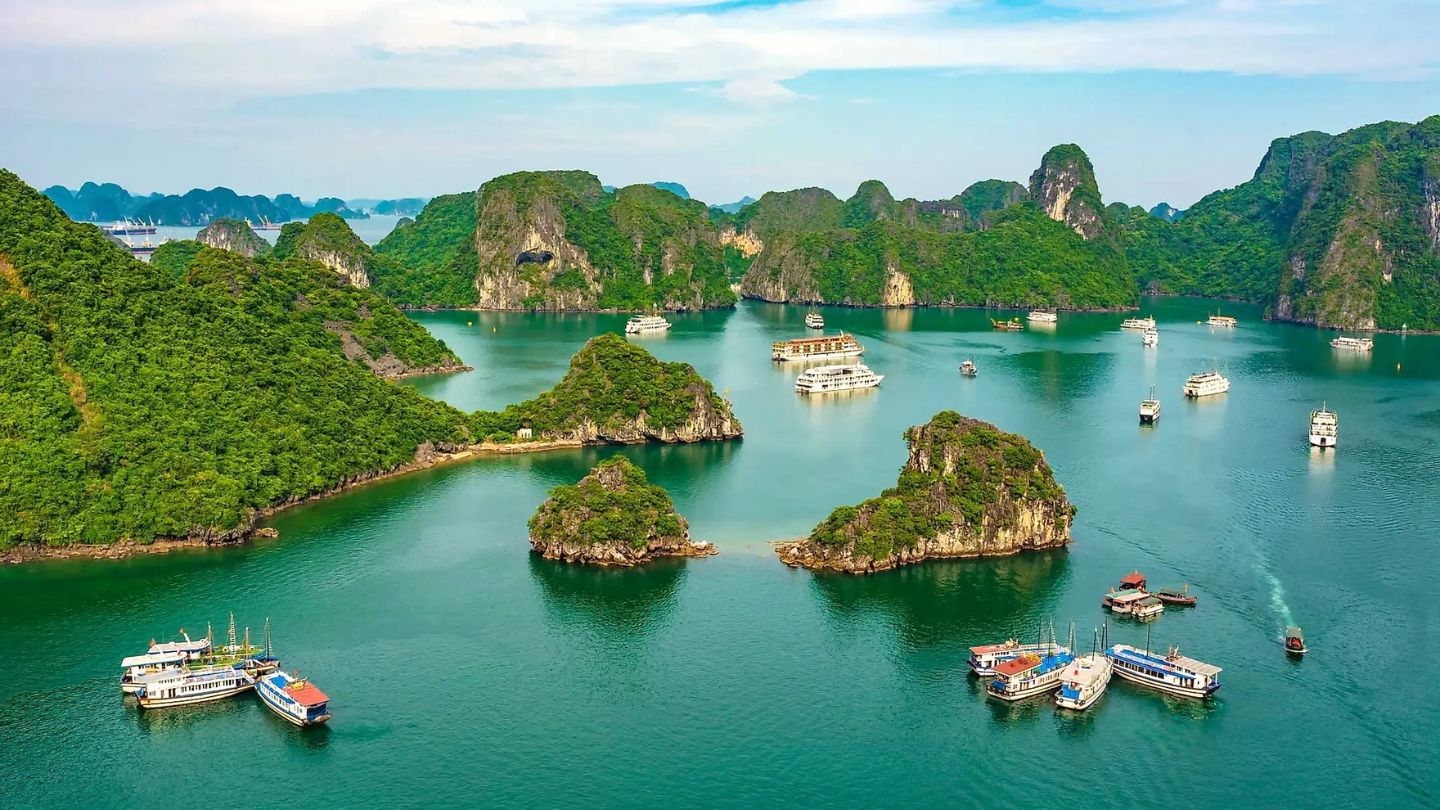 Some information about Halong Bay weather in October