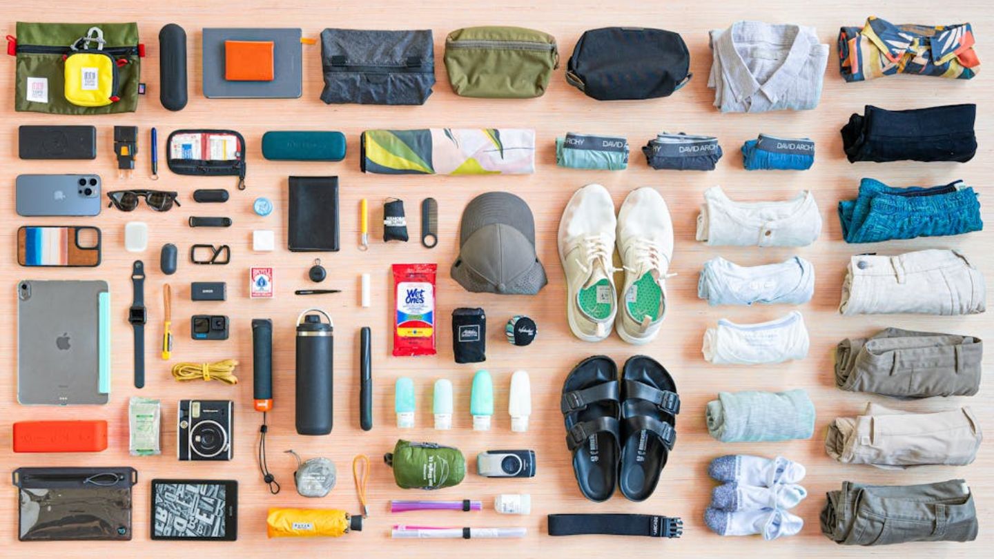 Embrace misty Halong Bay weather in September